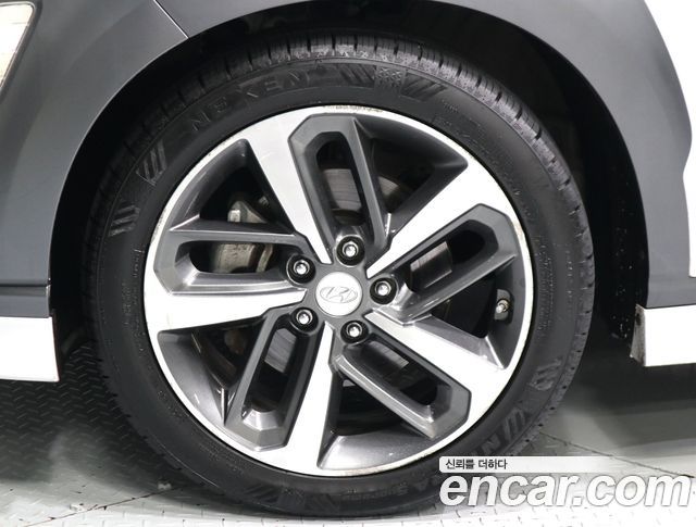 Hyundai Kona 1.6 Turbo 2WD FLUX Premium Special — пробег 186 909 км — фото 5 из 5
