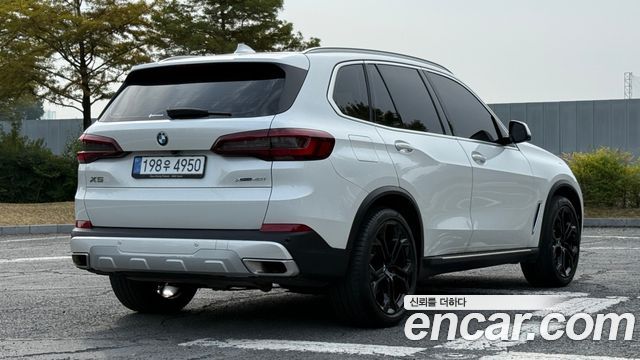 BMW X5 xDrive 40i xLine — пробег 44 825 км — фото 2 из 5