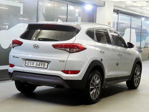 Hyundai Tucson Diesel 1.7 2WD Modern — пробег 272 012 км — фото 4 из 5