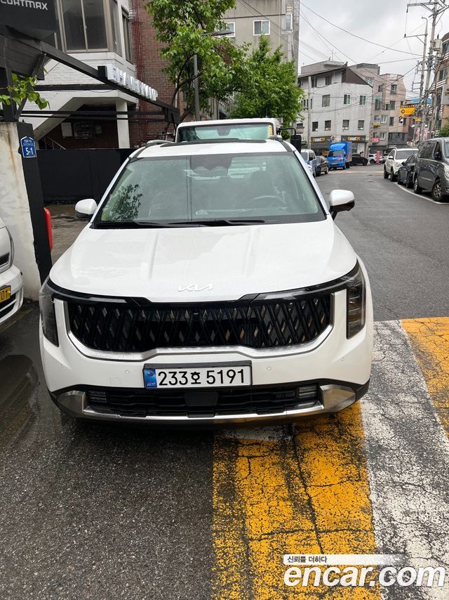 Kia Carnival HEV 9seater Signature — пробег 1 032 км — фото 1 из 5