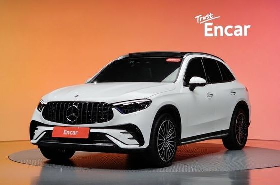 Mercedes-Benz GLC-Class GLC300 4MATIC AMG Line — пробег 25 448 км — фото 1 из 5