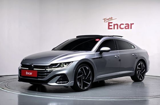 Volkswagen Arteon 2.0 TDI R-LIINE 4Motion — пробег 75 892 км — фото 1 из 5