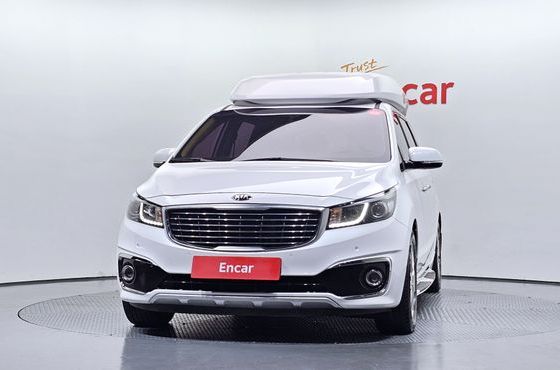 Kia Carnival 9-seater Hi-Limousine Prestige High roof — пробег 108 460 км — фото 3 из 5