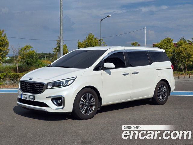 Kia Carnival из Кореи Encar