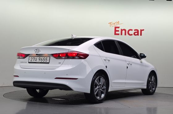 Hyundai AVANTE 1.6 GDI Value Plus — пробег 100 555 км — фото 2 из 5