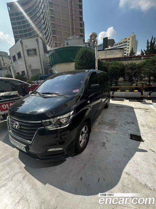 Hyundai Starex Wagon 11-Seater Smart — пробег 98 620 км — фото 1 из 5