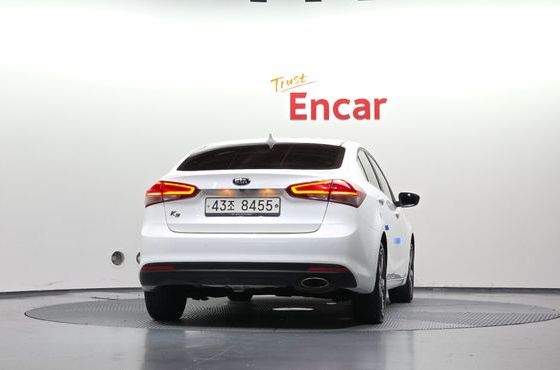 Kia K3 Trendy Style — пробег 89 920 км — фото 4 из 5
