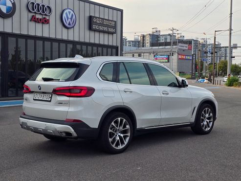 BMW X5 xDrive 30d xLine — пробег 144 000 км — фото 2 из 5