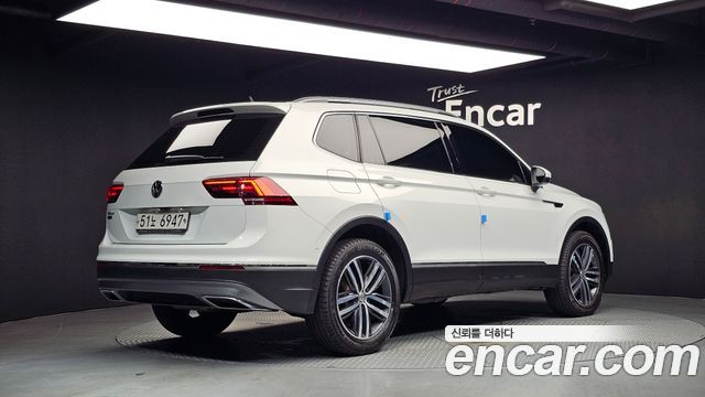 Volkswagen Tiguan 2.0 TDI Prestige — пробег 191 589 км — фото 2 из 5