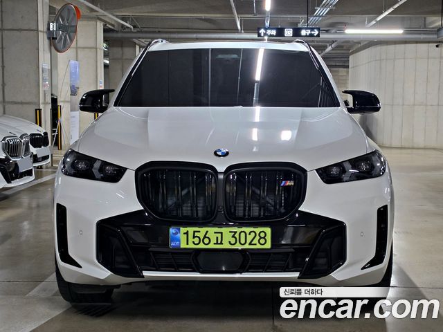 BMW X5 M60i — пробег 6 102 км — фото 3 из 5