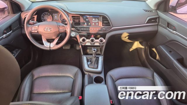 Hyundai AVANTE из Кореи Encar