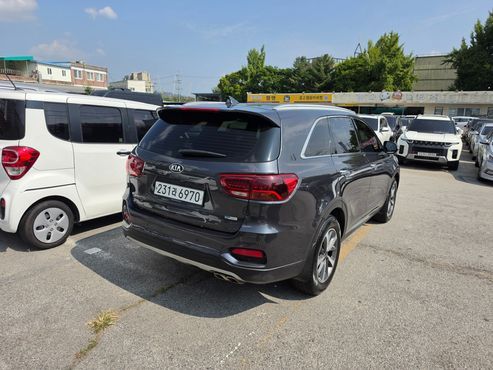 Kia Sorento Diesel 2.0 2WD Prestige — пробег 104 373 км — фото 2 из 5