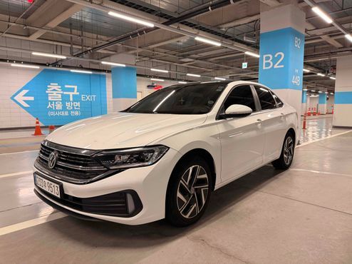 Volkswagen Jetta 1.5 TSI Prestige — пробег 33 304 км — фото 1 из 5