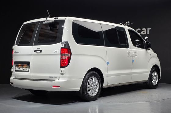Hyundai Starex Van 5-Seater Modern — пробег 86 726 км — фото 2 из 5