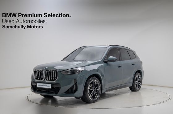 BMW X1 xDrive 20i M Sport — пробег 4 157 км — фото 1 из 5