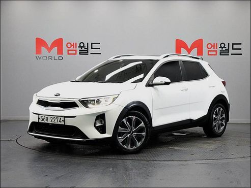Kia Stonic Diesel 1.6 Prestige — пробег 87 299 км — фото 2 из 5