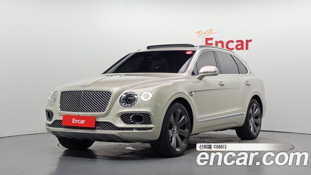 Bentley Bentayga 6.0 W12 — пробег 60 187 км — фото 1 из 5