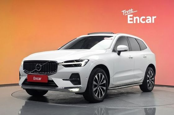 Volvo XC60 B5 Ultimate Bright — пробег 74 089 км — фото 1 из 5