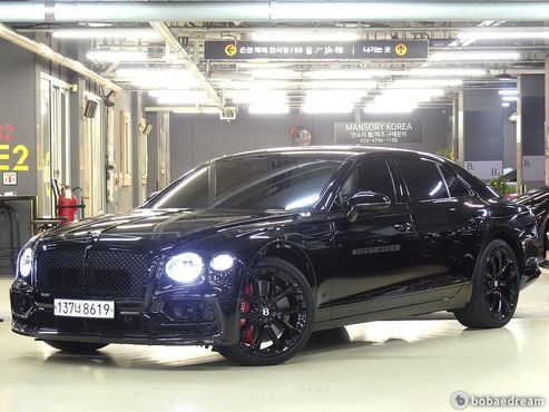 Bentley Flying Spur 4.0 S — пробег 7 990 км — фото 1 из 5