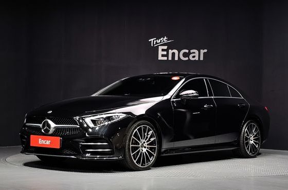 Mercedes-Benz CLS-Class CLS450 4MATIC AMG Line — пробег 67 345 км — фото 1 из 5
