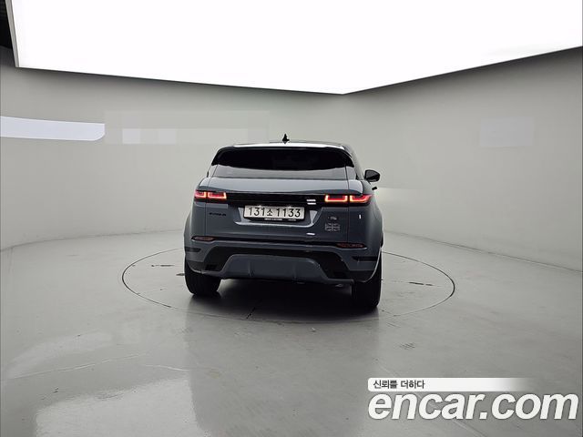 Land Rover Range Rover Evoque P250 R-Dynamic SE — пробег 46 122 км — фото 2 из 5