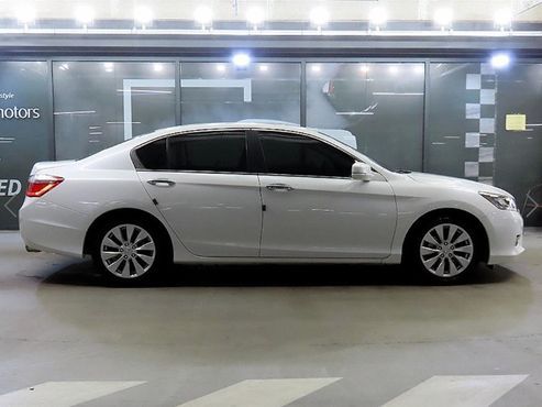 Honda Accord 2.4 9th — пробег 110 009 км — фото 3 из 5