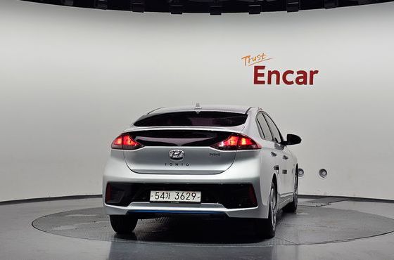 Hyundai Ioniq I — пробег 38 547 км — фото 4 из 5