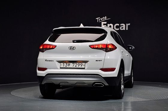 Hyundai Tucson Diesel 1.7 2WD Modern — пробег 128 988 км — фото 4 из 5