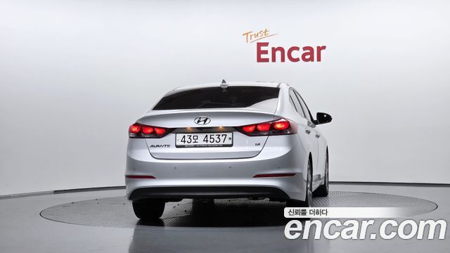 Hyundai AVANTE из Кореи Encar