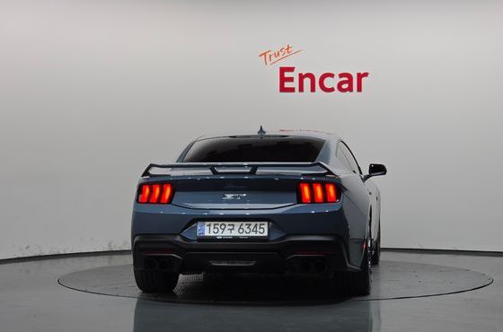 Ford Mustang 5.0 GT Premium Coupe — пробег 4 712 км — фото 4 из 5