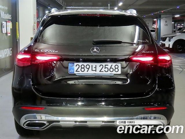 Mercedes-Benz GLC-Class GLC220 d 4MATIC — пробег 7 059 км — фото 4 из 5