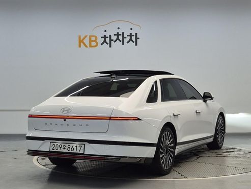 Hyundai Grandeur 2,5 Gasoline 2WD Calligraphy — пробег 54 918 км — фото 3 из 5