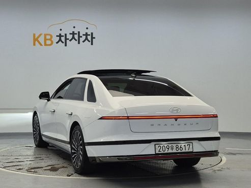 Hyundai Grandeur 2,5 Gasoline 2WD Calligraphy — пробег 54 918 км — фото 4 из 5