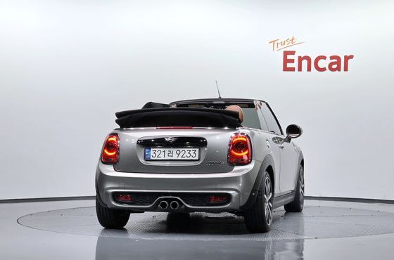 Mini Cooper Convertible Standard 3rd — пробег 52 896 км — фото 4 из 5