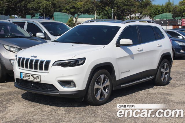 Jeep Cherokee 2.4 Limited 2WD — пробег 21 174 км — фото 2 из 5