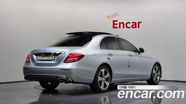 Mercedes-Benz E-Class из Кореи Encar
