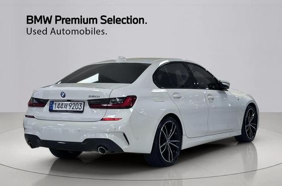 BMW 3-Series 320i M Sport — пробег 39 287 км — фото 2 из 5