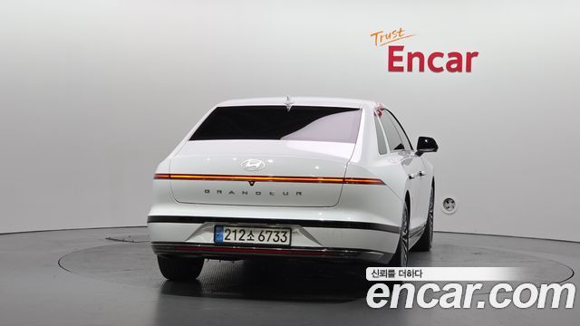 Hyundai Grandeur из Кореи Encar