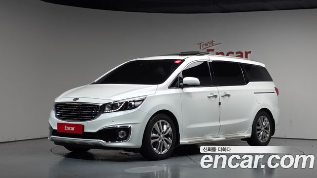 Kia Carnival Gasoline 9-seater Noblesse — пробег 73 117 км — фото 1 из 5