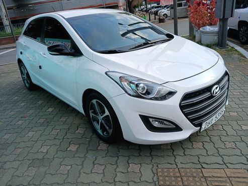 Hyundai i30 2.0 Younique — пробег 112 370 км — фото 2 из 5