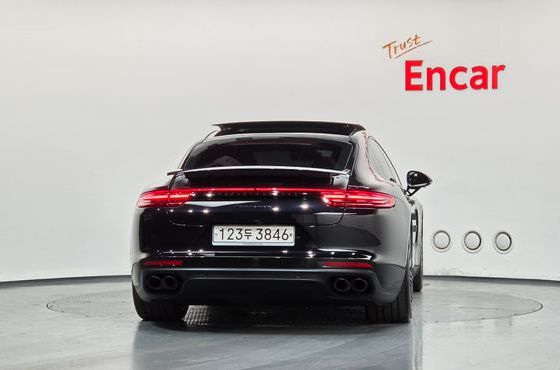 Porsche Panamera 3.0 AWD — пробег 53 032 км — фото 4 из 5