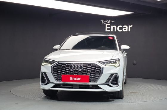 Audi Q3 35 TDI Premium Sportback — пробег 102 940 км — фото 3 из 5