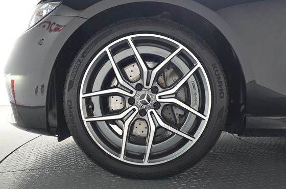 Mercedes-Benz E-Class E220d 4MATIC AMG Line — пробег 66 326 км — фото 5 из 5
