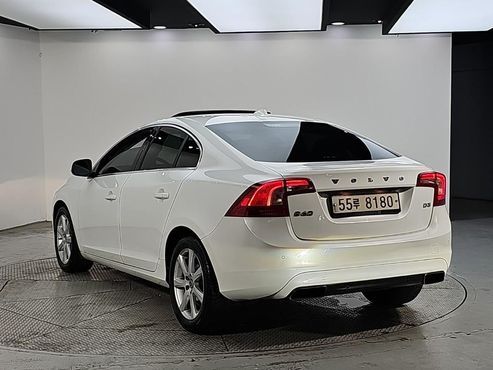 Volvo S60 D3 2nd — пробег 172 690 км — фото 3 из 5