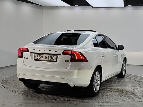 Volvo S60 D3 2nd — пробег 172 690 км — фото 4 из 5