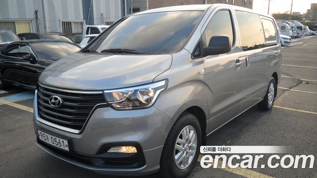 Hyundai Starex Van 5-Seater Modern — пробег 31 445 км — фото 4 из 5