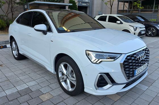 Audi Q3 35 TDI Premium Sportback — пробег 112 000 км — фото 2 из 5