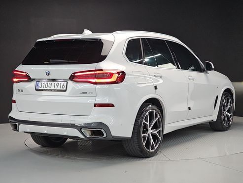 BMW X5 xDrive 40i M Sport — пробег 67 907 км — фото 4 из 5