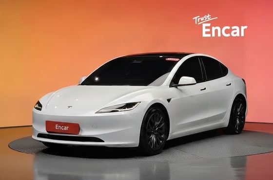 Tesla Model 3 RWD — пробег 44 566 км — фото 1 из 5