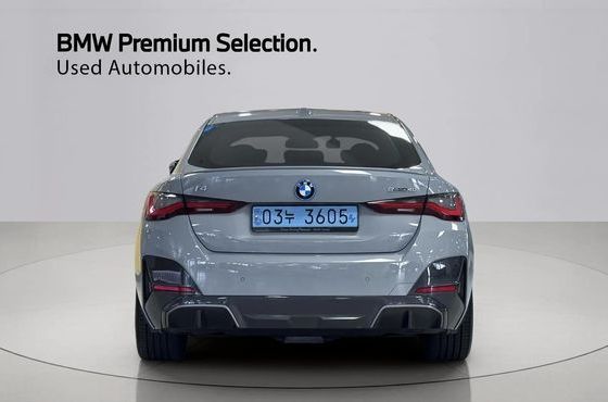 BMW i4 eDrive40 M Sports Pro — пробег 82 842 км — фото 4 из 5
